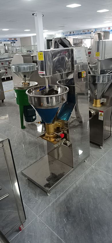 product-1-1 fishball making machine2