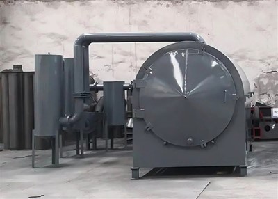木炭メーカー向けの小さな炭化炉