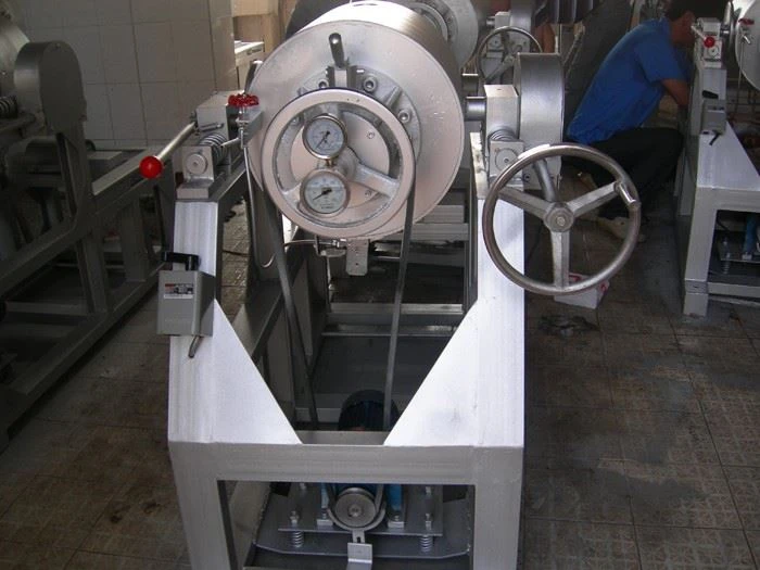 Air Flow Puffing Machine